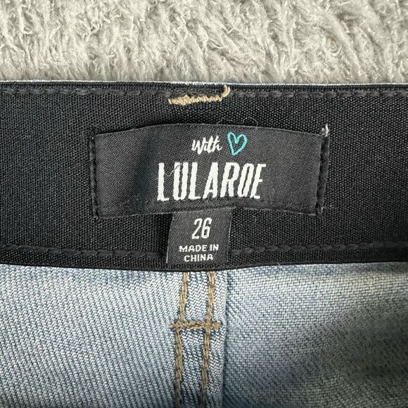 Lularoe Women’s High Rise Boyfriend Shorts Size 26 Light Wash Fold-over Hem Bell - Picture 4 of 11